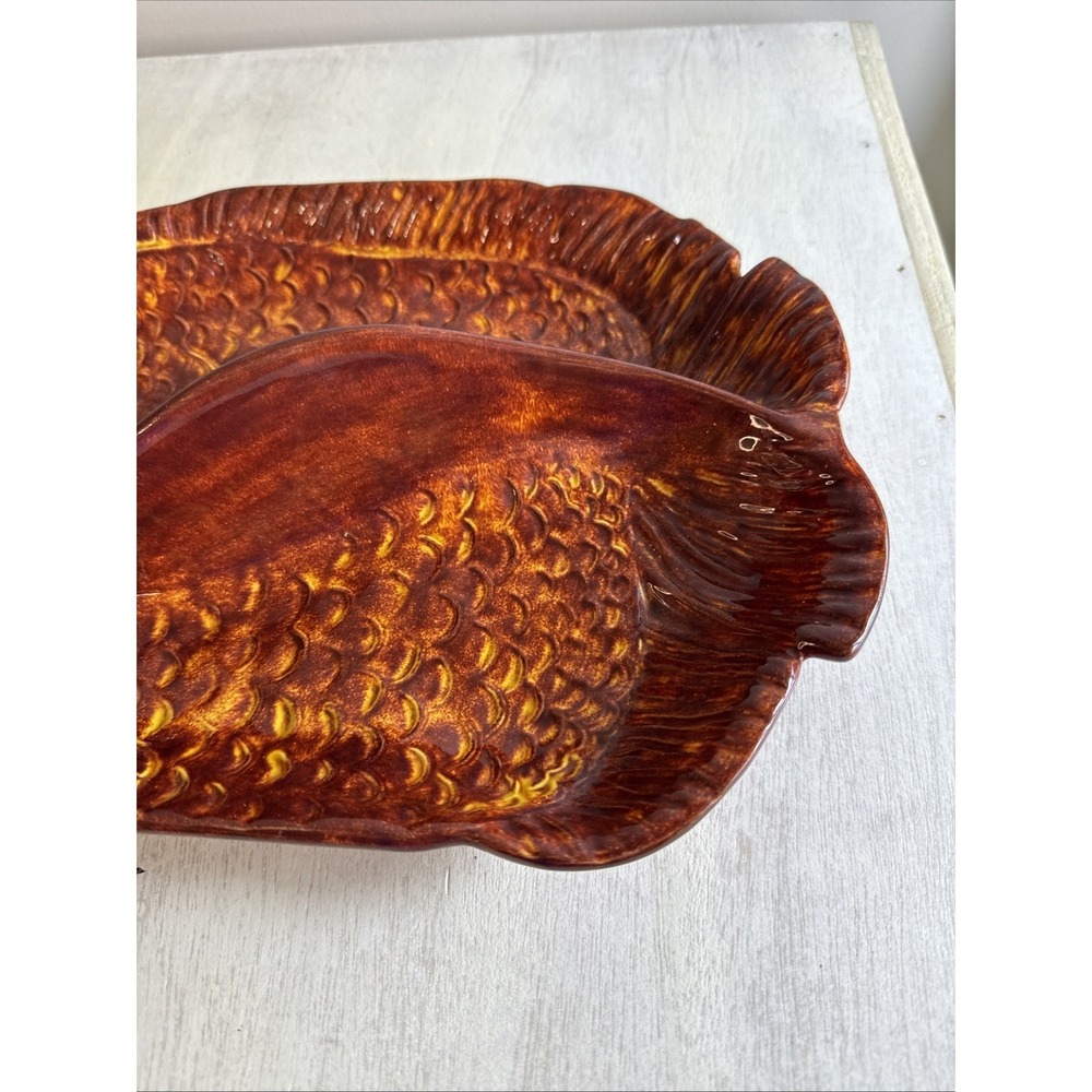 Norris Ocean Art Glazed Fish Pottery Party Plate Platter Wall Decor Beach - Picture 4 of 8